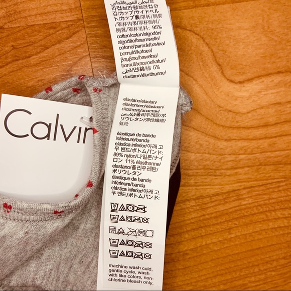 Calvin Klein Unlined Printed Logo Hearts Bralette - Picture 6 of 7